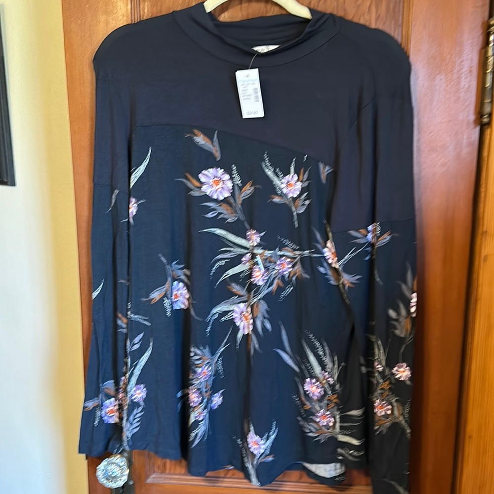Maurice’s top